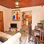 Athina House * Rhodes City